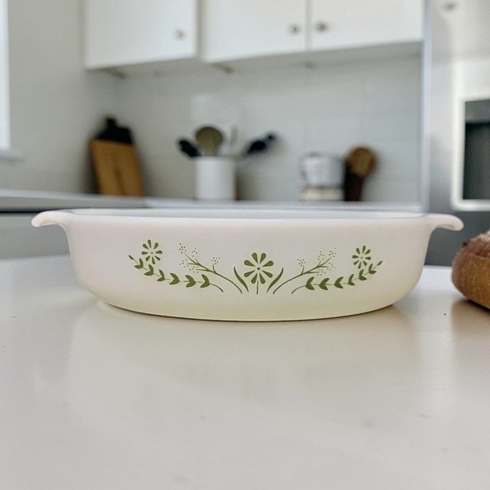 Pyrex Glasbake Green Daisy Casserole Dish, Round Milk Glass Replacement Bakeware